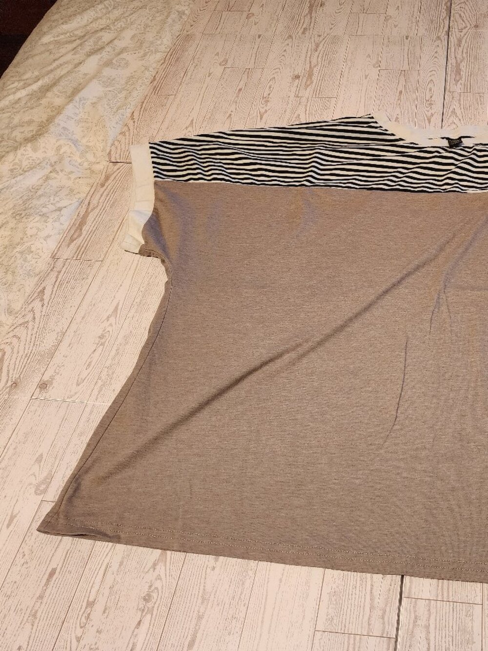 Emery Rose 4XL Colorblock Stripe Dolman Top | Taupe & Black | Plus Size